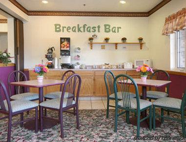Super 8 By Wyndham Osage Hotel Nhà hàng bức ảnh